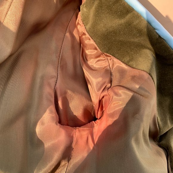 Ricco California Green Velvet 3/4 Sleeve Jacket/ Skirt and Blue Satin Blouse - Picture 6 of 15